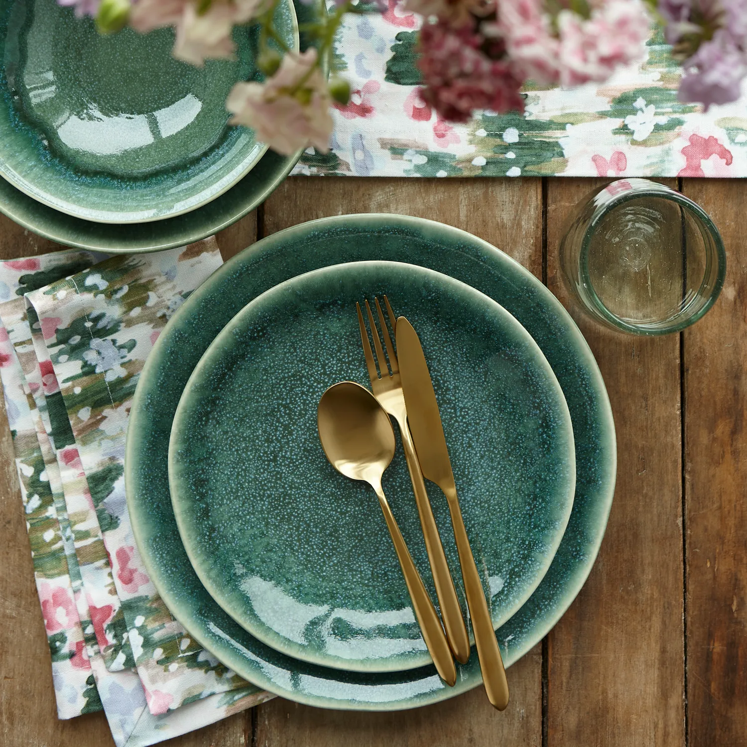 Emerald Cloud Dinnerware Set
